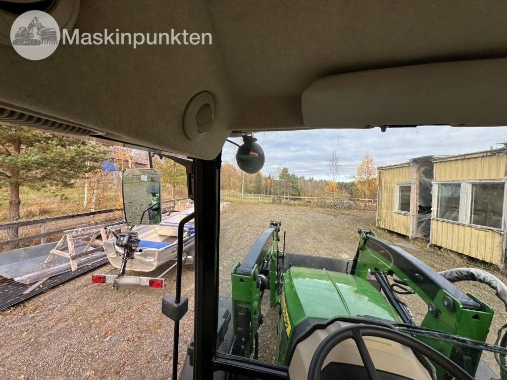 Трактор John Deere 5075 E: снимка 47