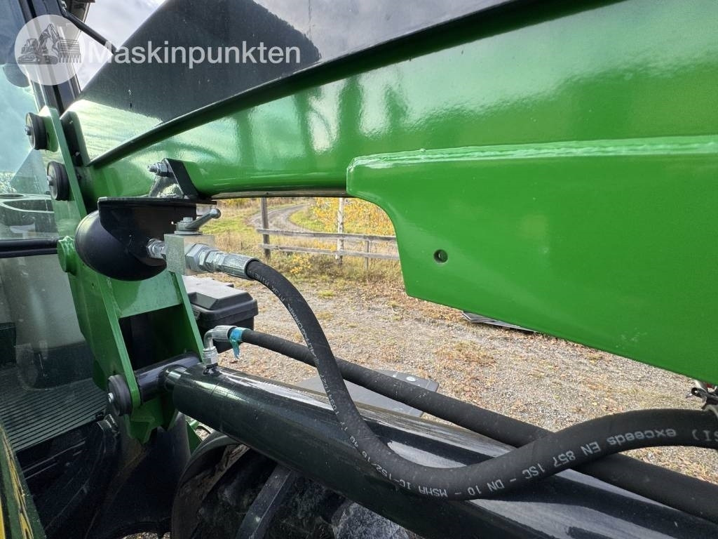 Трактор John Deere 5075 E: снимка 33