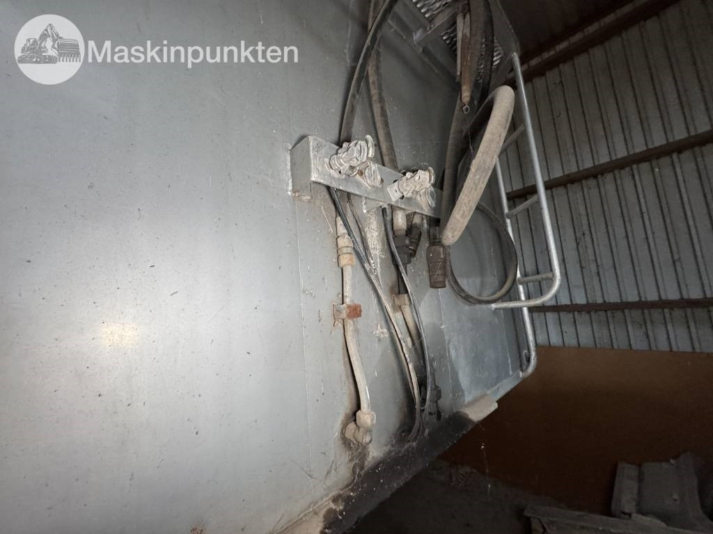 Knapen KOWF 390  - С плъзгащ под полуремарке: снимка 5 Knapen KOWF 390  - С плъзгащ под полуремарке: снимка 5
