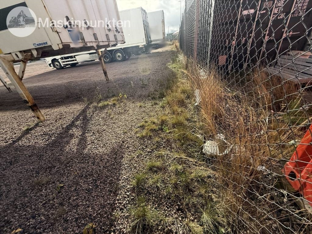 Krone SD Trailer - Затворена каросерия ремарке: снимка 5 Krone SD Trailer - Затворена каросерия ремарке: снимка 5