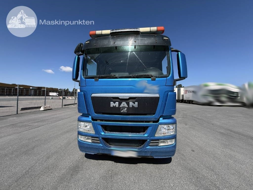 MAN TGS 26.440 BL - Камион с кран: снимка 2 MAN TGS 26.440 BL - Камион с кран: снимка 2