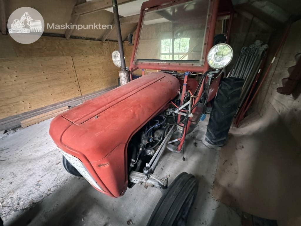 Massey Ferguson 35 - Трактор: снимка 5 Massey Ferguson 35 - Трактор: снимка 5