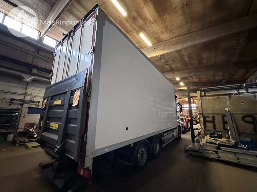 Mercedes-Benz Actros 2545 - Камион фургон: снимка 4 Mercedes-Benz Actros 2545 - Камион фургон: снимка 4