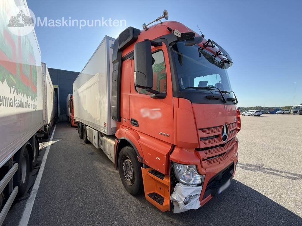 Mercedes-Benz Actros 2551 - Рефрижератор камион: снимка 3 Mercedes-Benz Actros 2551 - Рефрижератор камион: снимка 3