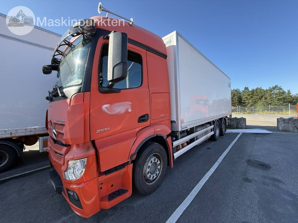 Mercedes-Benz Actros 2551 - Рефрижератор камион: снимка 1 Mercedes-Benz Actros 2551 - Рефрижератор камион: снимка 1