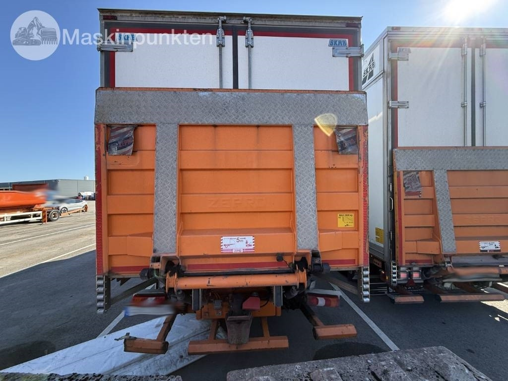 Mercedes-Benz Actros 2551 - Рефрижератор камион: снимка 5 Mercedes-Benz Actros 2551 - Рефрижератор камион: снимка 5
