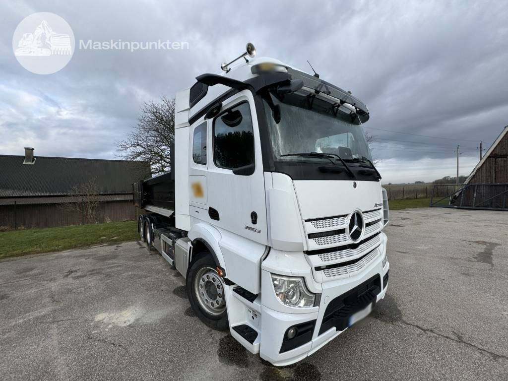 Mercedes-Benz Actros 2553 L - Мултилифт с кука камион: снимка 2 Mercedes-Benz Actros 2553 L - Мултилифт с кука камион: снимка 2