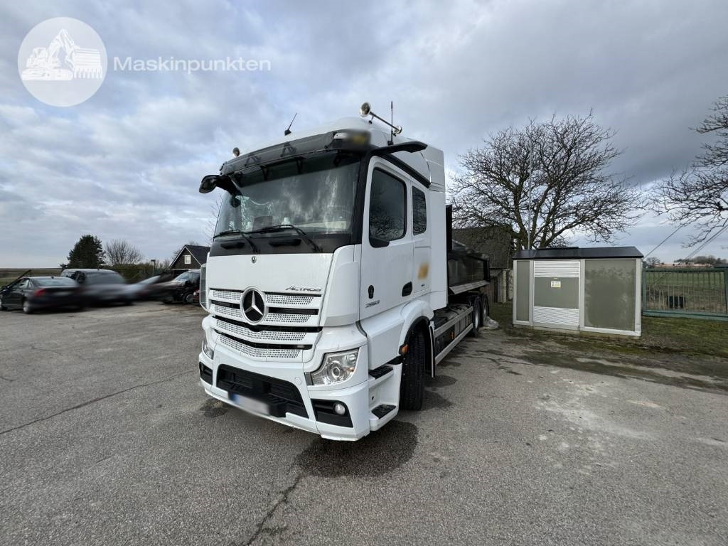 Mercedes-Benz Actros 2553 L - Мултилифт с кука камион: снимка 3 Mercedes-Benz Actros 2553 L - Мултилифт с кука камион: снимка 3