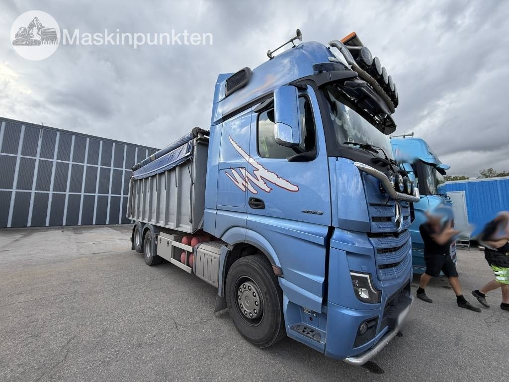 Mercedes-Benz Actros 2853 L - Самосвал камион: снимка 3 Mercedes-Benz Actros 2853 L - Самосвал камион: снимка 3