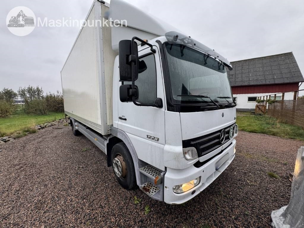 Mercedes-Benz Atego 1223  - Камион фургон: снимка 4 Mercedes-Benz Atego 1223  - Камион фургон: снимка 4