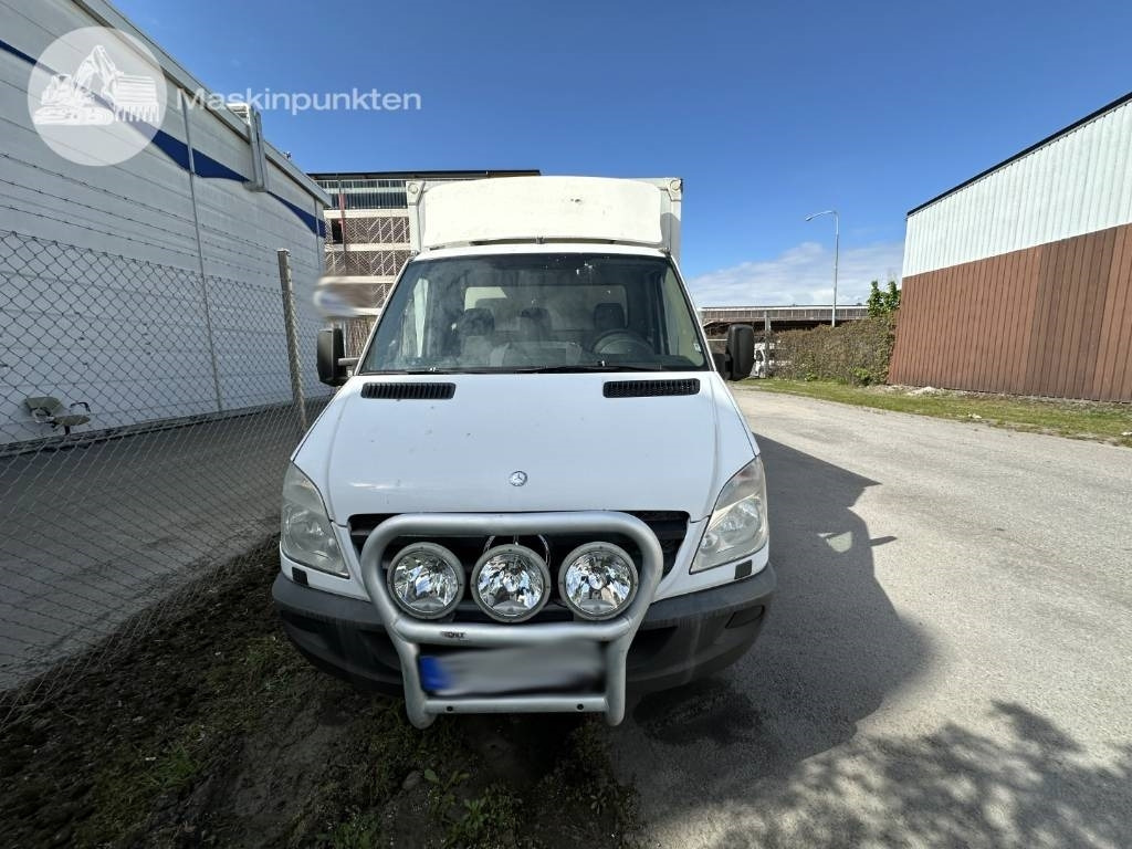Mercedes-Benz Sprinter 315 CDI - Лекотоварен автомобил фургон: снимка 2 Mercedes-Benz Sprinter 315 CDI - Лекотоварен автомобил фургон: снимка 2