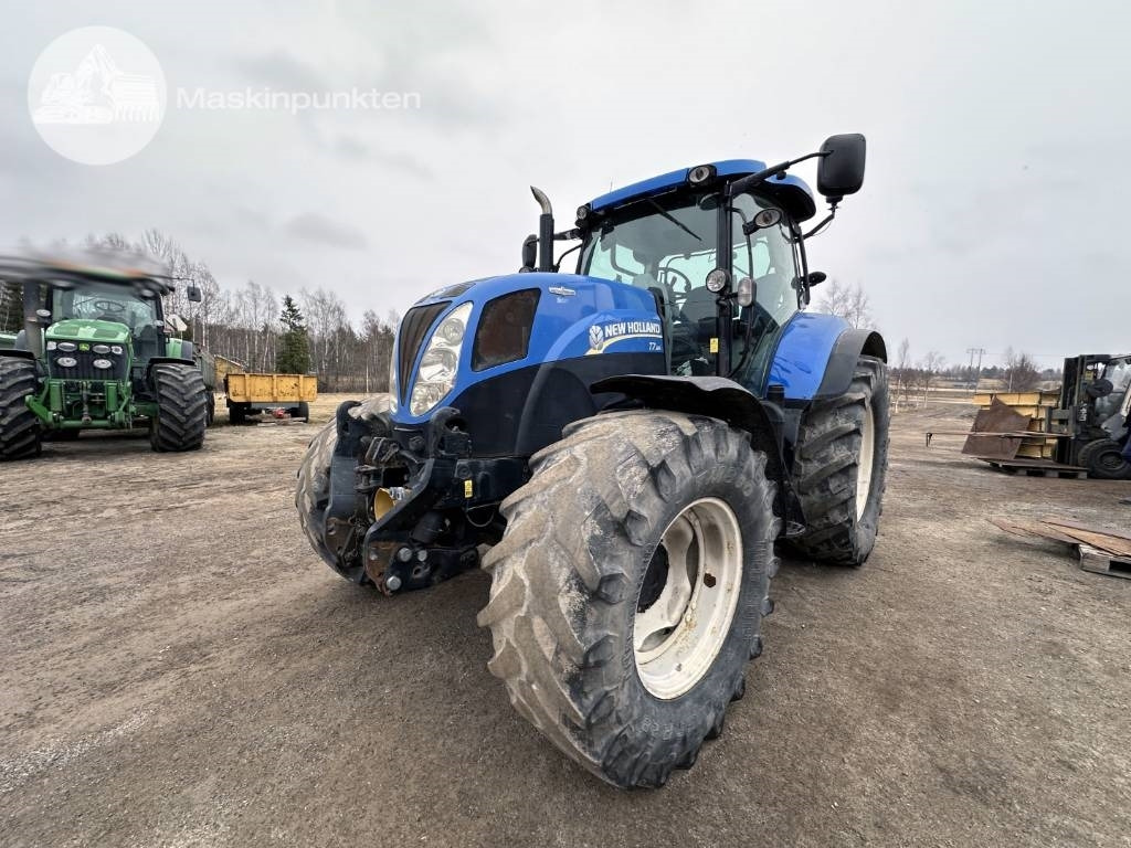 New Holland T 7.185 - Трактор: снимка 2 New Holland T 7.185 - Трактор: снимка 2