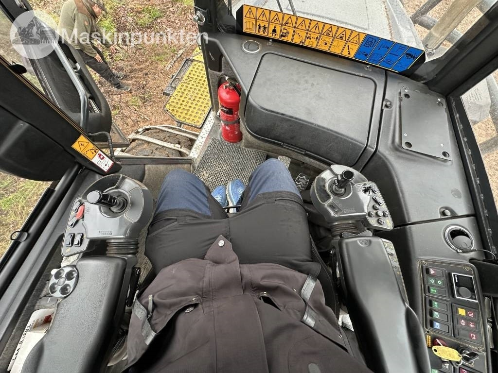 Форвардер Ponsse Elephant King: снимка 15 Форвардер Ponsse Elephant King: снимка 15