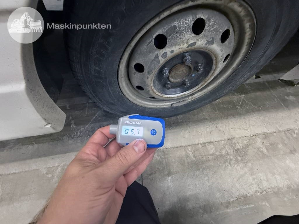 Лекотоварен автомобил фургон Renault Master 150 DCI: снимка 40