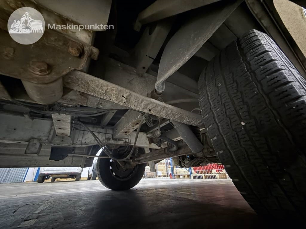 Лекотоварен автомобил фургон Renault Master 150 DCI: снимка 46