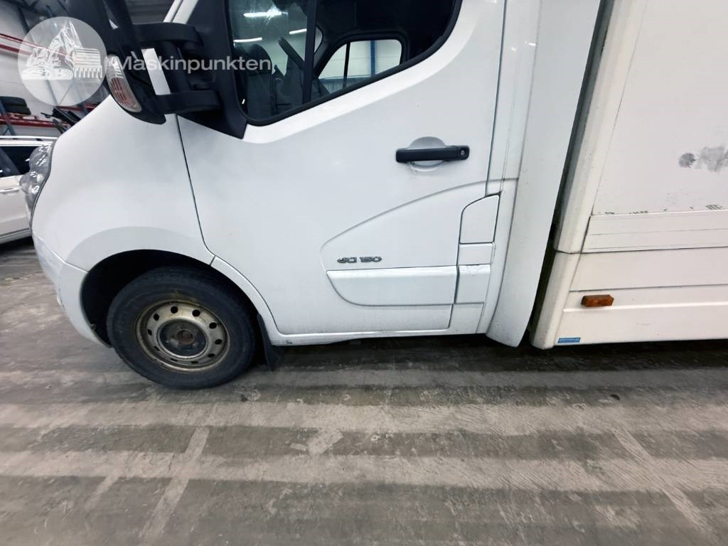 Лекотоварен автомобил фургон Renault Master 150 DCI: снимка 22