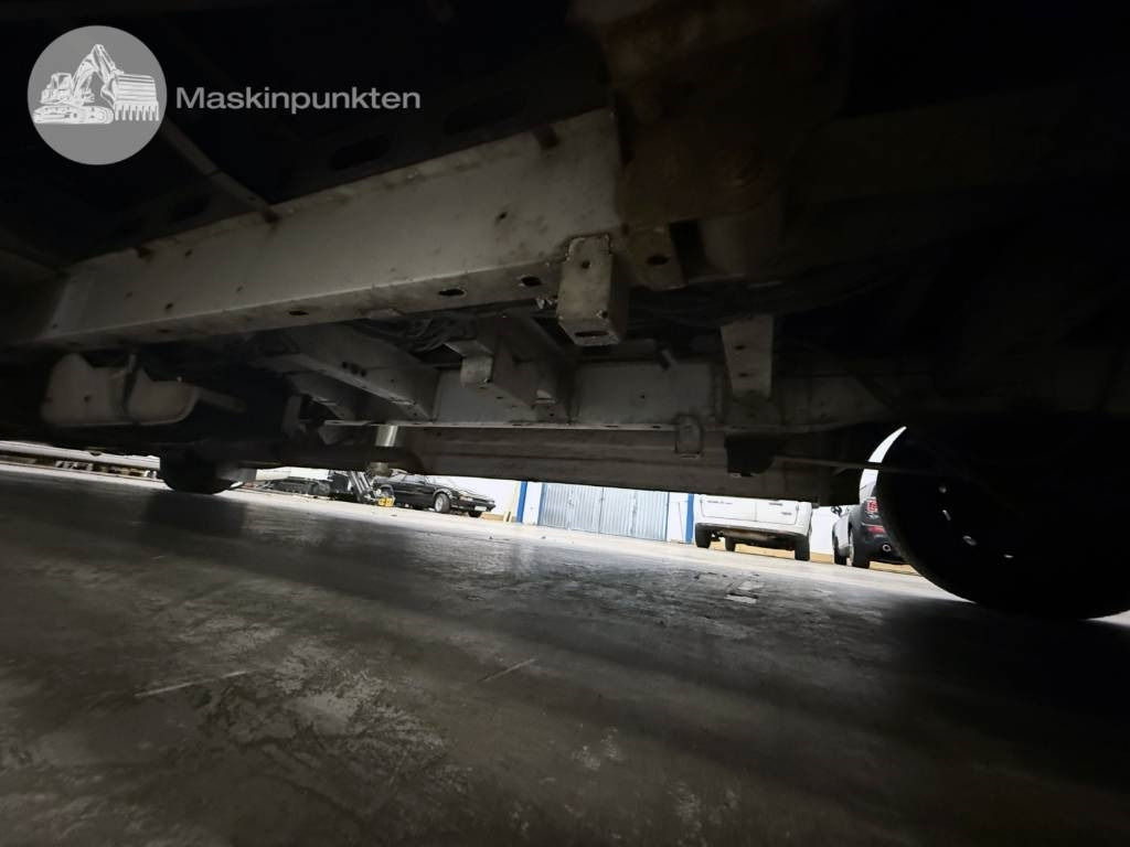 Лекотоварен автомобил фургон Renault Master 150 DCI: снимка 48