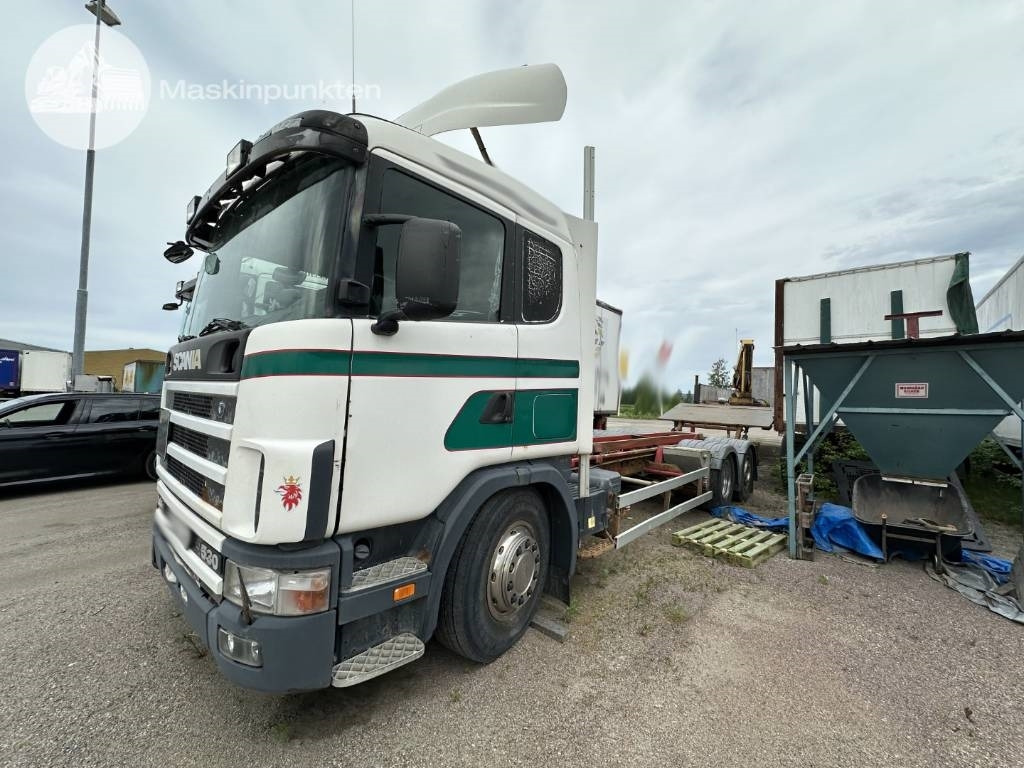 Scania R 124 LB - Контейнеровоз/ Сменна каросерия камион: снимка 2 Scania R 124 LB - Контейнеровоз/ Сменна каросерия камион: снимка 2