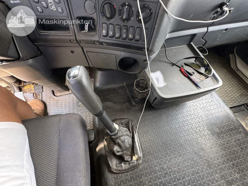Камион с кран Scania R 420 LB: снимка 33