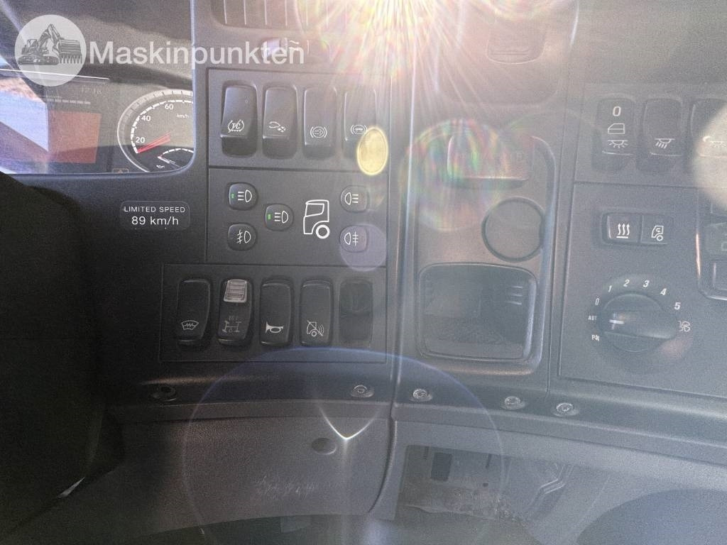 Шаси кабина Scania R 560 LB: снимка 25 Шаси кабина Scania R 560 LB: снимка 25