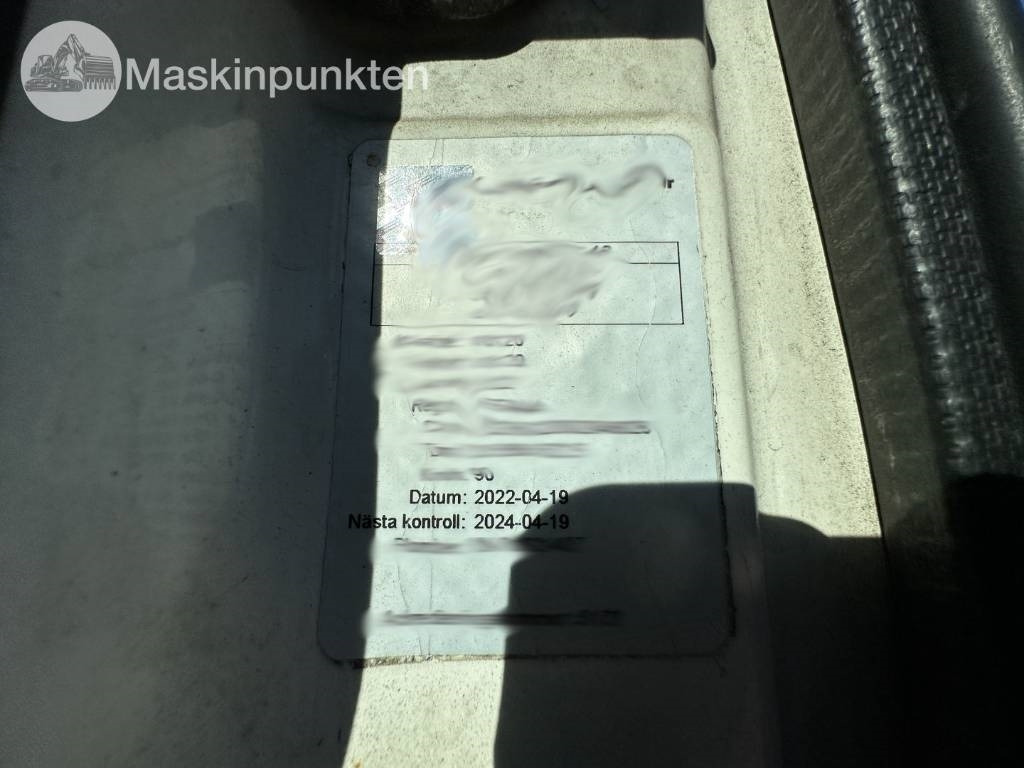 Шаси кабина Scania R 560 LB: снимка 11 Шаси кабина Scania R 560 LB: снимка 11