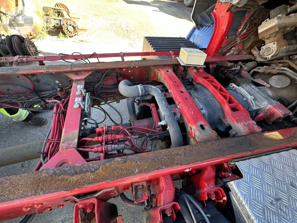 Шаси кабина Scania R 560 LB: снимка 47 Шаси кабина Scania R 560 LB: снимка 47