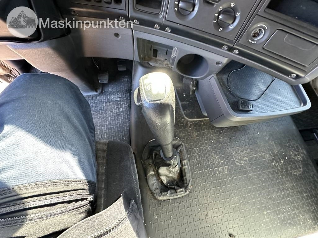 Шаси кабина Scania R 560 LB: снимка 27 Шаси кабина Scania R 560 LB: снимка 27