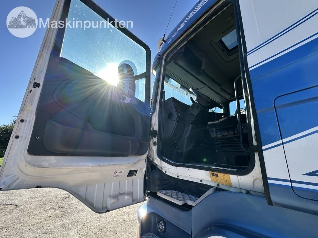 Шаси кабина Scania R 560 LB: снимка 9 Шаси кабина Scania R 560 LB: снимка 9