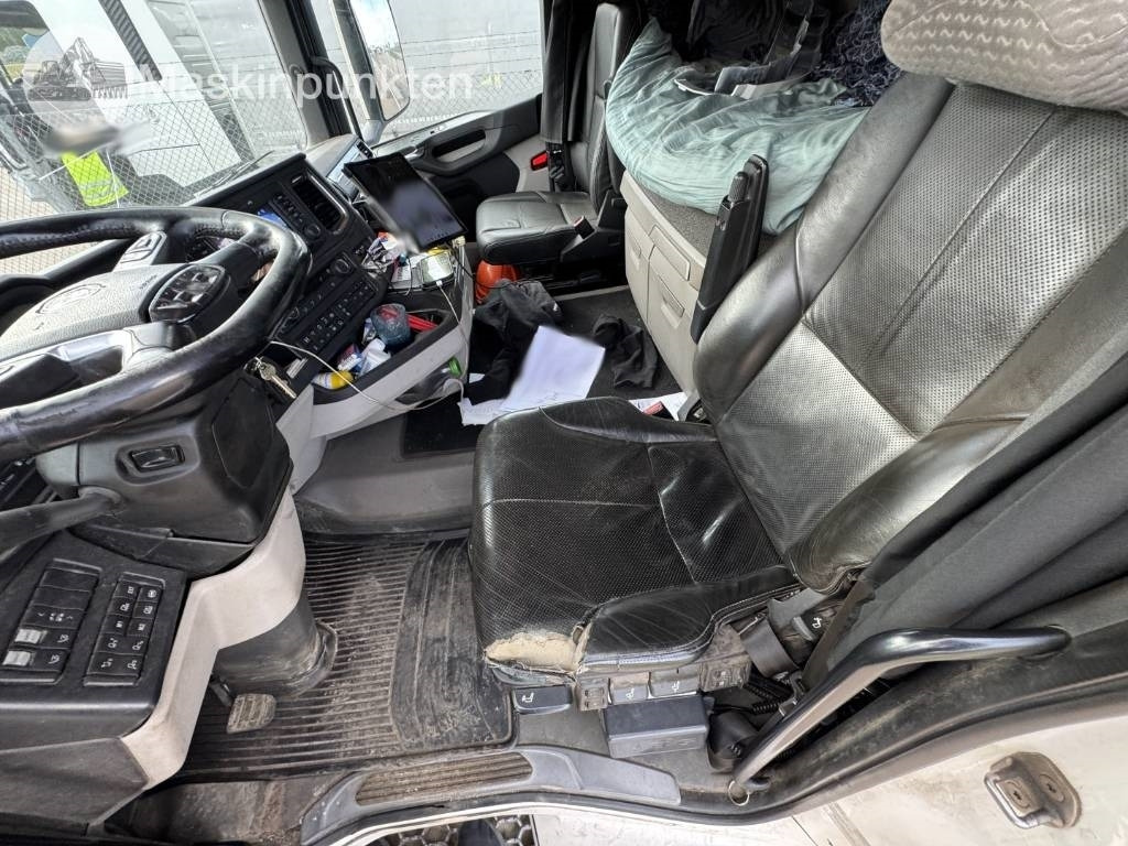 Мултилифт с кука камион Scania R 580 EKIPAGE: снимка 31