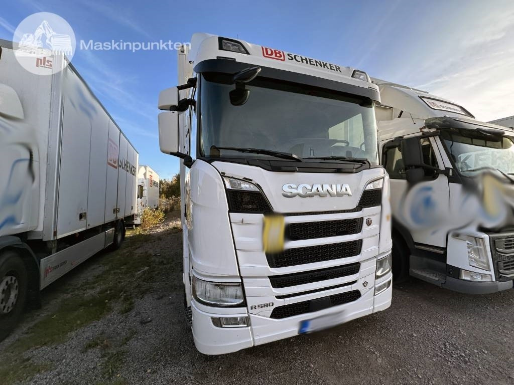 Scania R 580 - Камион фургон: снимка 2 Scania R 580 - Камион фургон: снимка 2