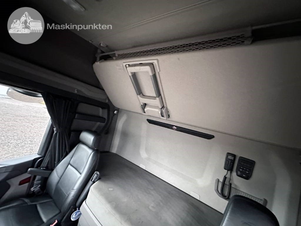 Контейнеровоз/ Сменна каросерия камион Scania R 580: снимка 19