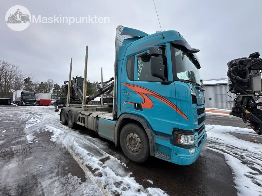 Scania R 580 timmerbil med kran - Камион за дърва: снимка 3 Scania R 580 timmerbil med kran - Камион за дърва: снимка 3