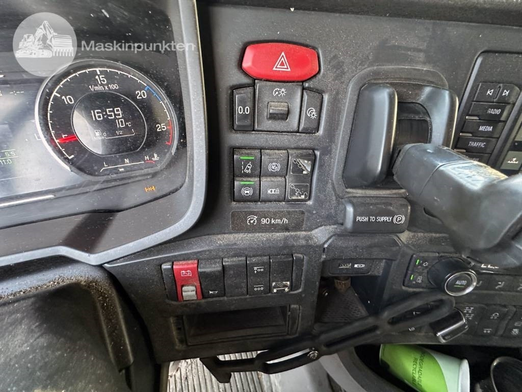 Камион за дърва Scania R 650 Ekipage: снимка 29 Камион за дърва Scania R 650 Ekipage: снимка 29