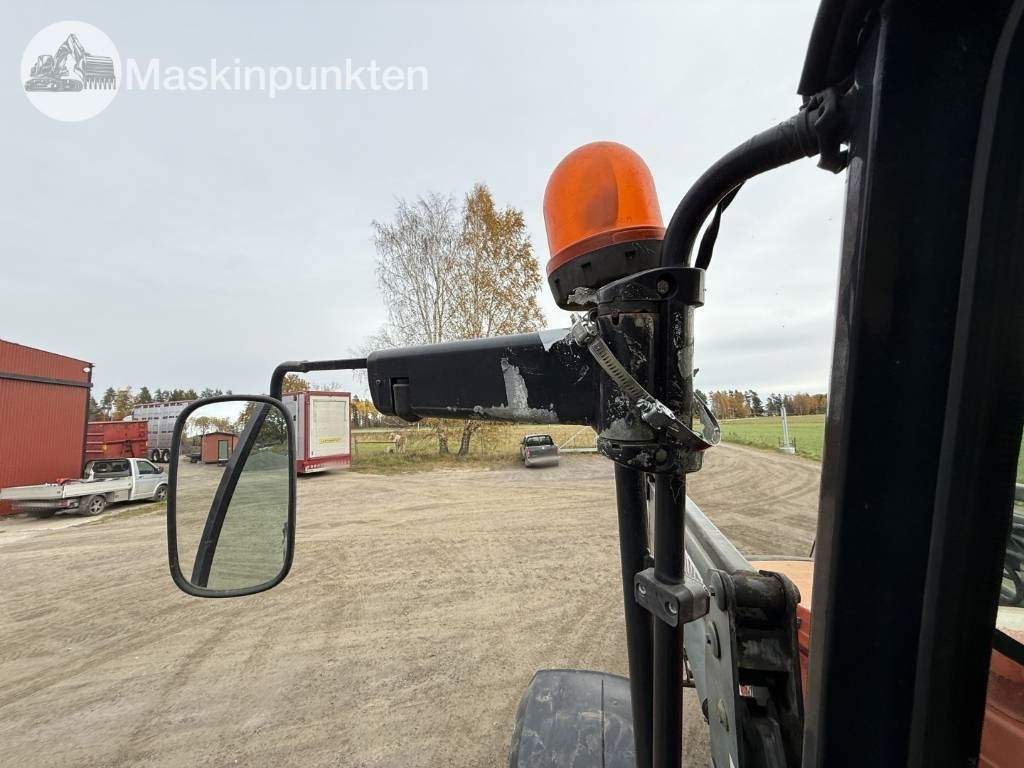 Трактор Valtra Valmet 8150-4: снимка 21