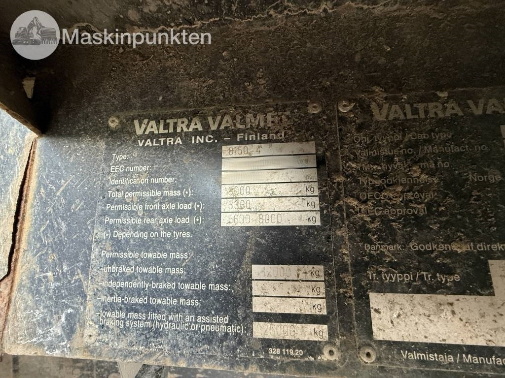 Трактор Valtra Valmet 8150-4: снимка 31