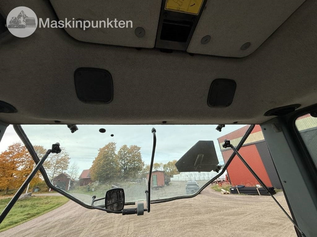 Трактор Valtra Valmet 8150-4: снимка 20