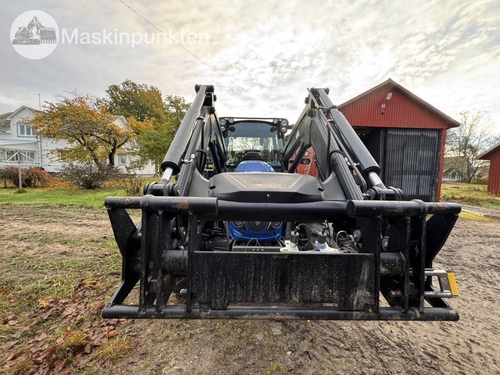 Valtra Valmet A 114 - Трактор: снимка 5 Valtra Valmet A 114 - Трактор: снимка 5