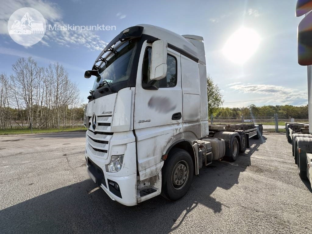 Mercedes-Benz Actros 2545 - Влекач: снимка 2 Mercedes-Benz Actros 2545 - Влекач: снимка 2