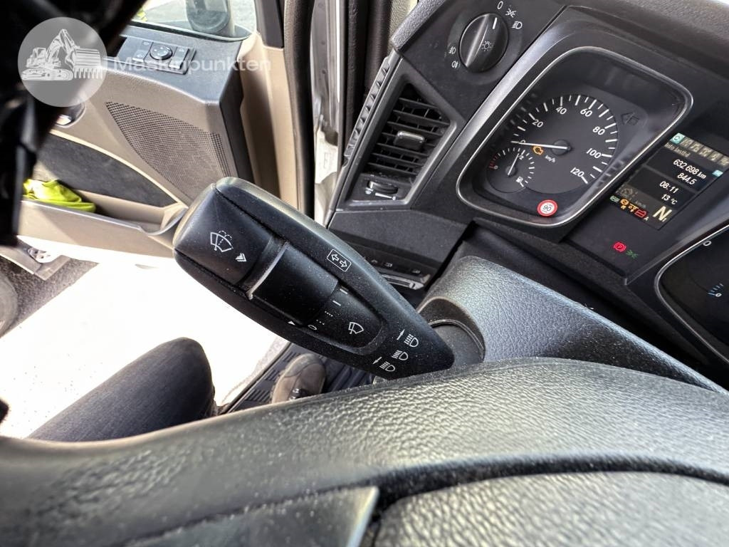 Влекач Mercedes-Benz Actros 2545: снимка 27