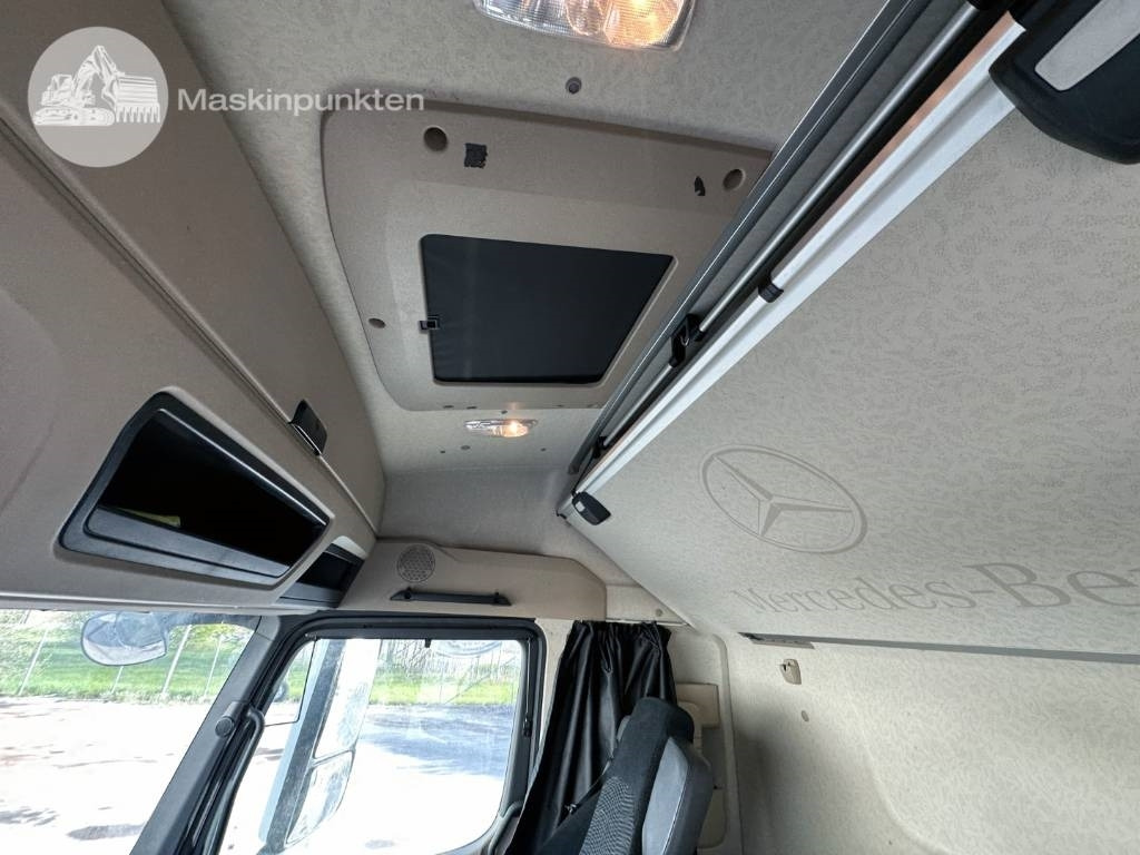 Влекач Mercedes-Benz Actros 2545: снимка 19