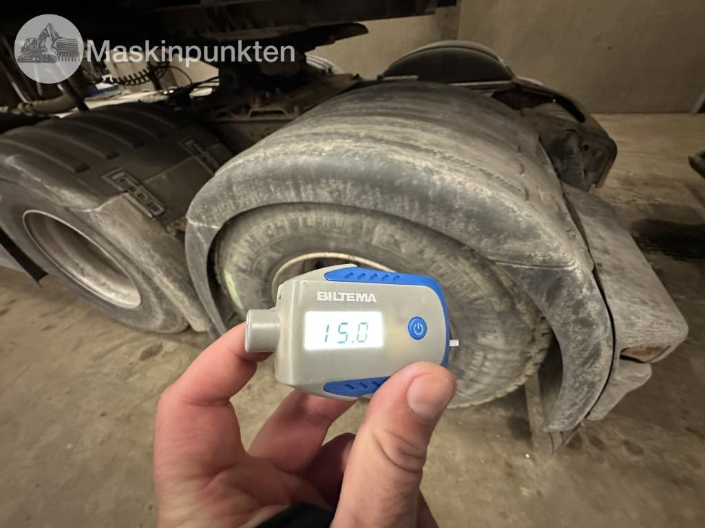 Влекач Scania R 560 gödseltrailer: снимка 36