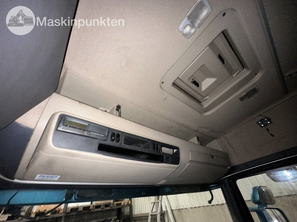 Влекач Scania R 560 gödseltrailer: снимка 18