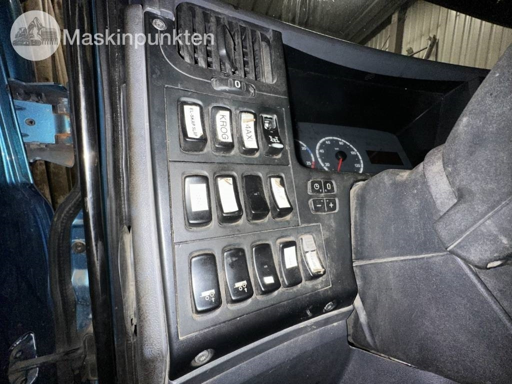 Влекач Scania R 560 gödseltrailer: снимка 24