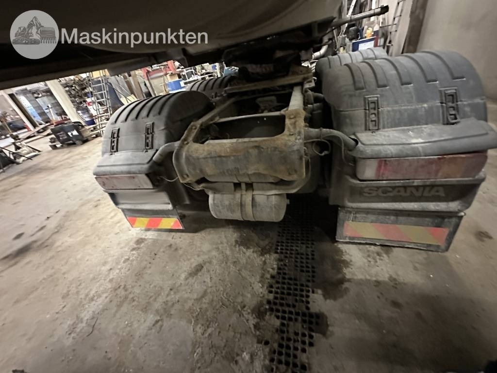 Влекач Scania R 560 gödseltrailer: снимка 8