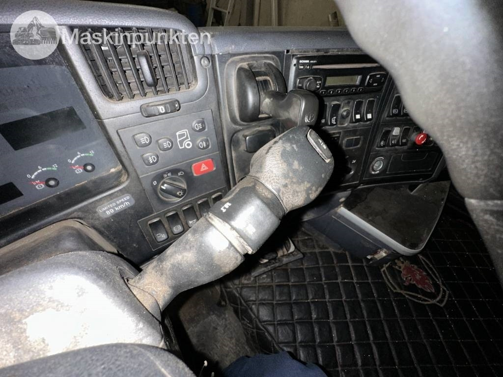 Влекач Scania R 560 gödseltrailer: снимка 22