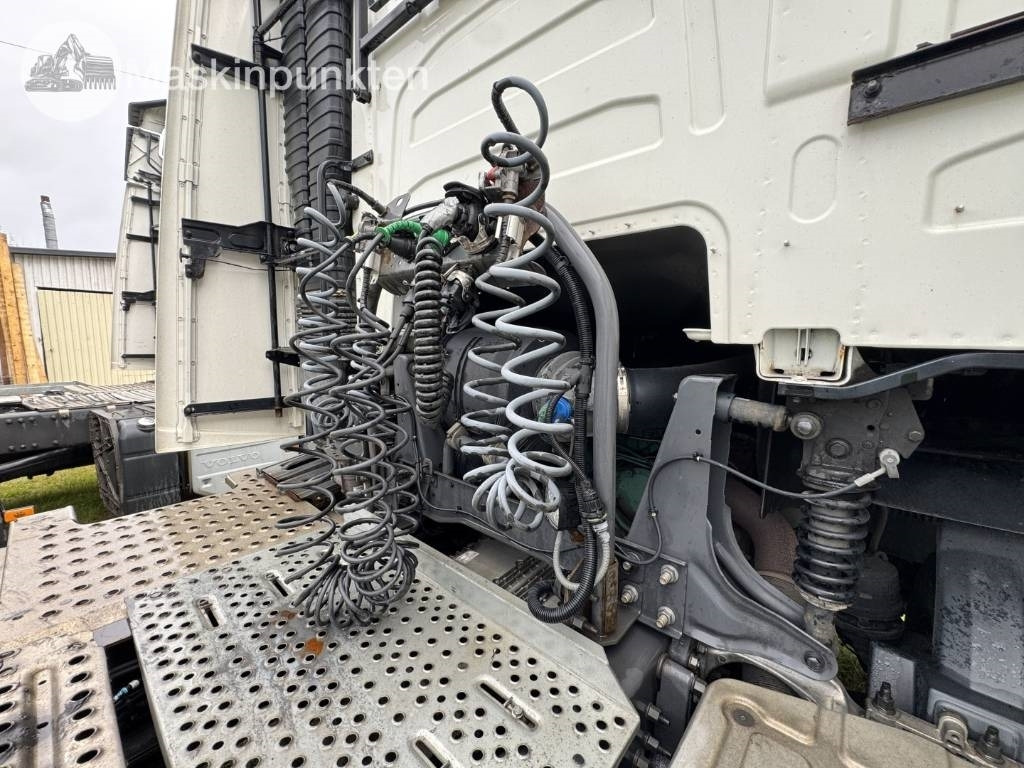 Влекач Volvo FH 500: снимка 26