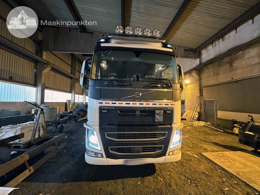 Volvo FH 500 TMA - Влекач: снимка 4 Volvo FH 500 TMA - Влекач: снимка 4