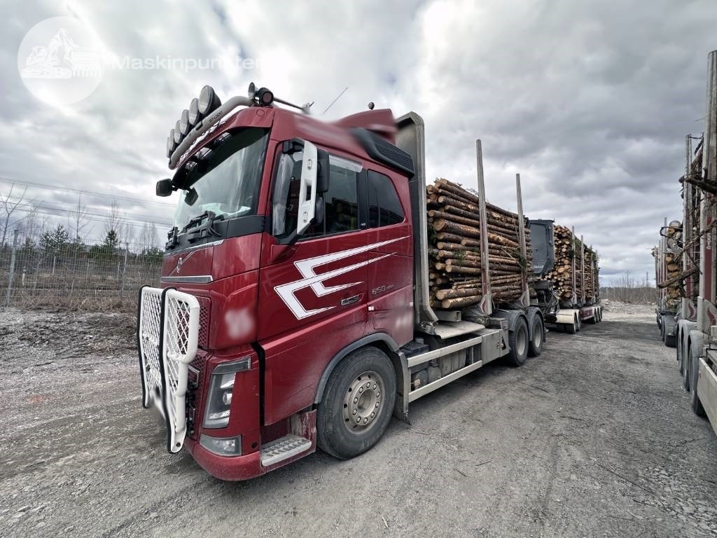 Volvo FH 16 650 - Камион за дърва: снимка 3 Volvo FH 16 650 - Камион за дърва: снимка 3
