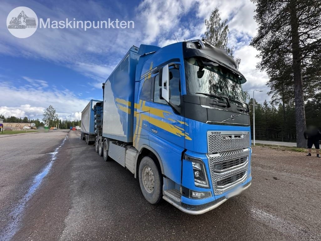 Volvo FH 16 750 - Бордови камион, Камион с кран: снимка 4 Volvo FH 16 750 - Бордови камион, Камион с кран: снимка 4