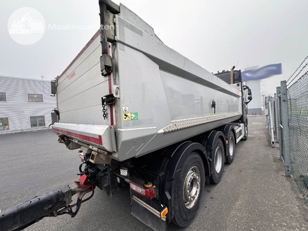 Volvo FH 16 750 - Самосвал камион: снимка 4 Volvo FH 16 750 - Самосвал камион: снимка 4